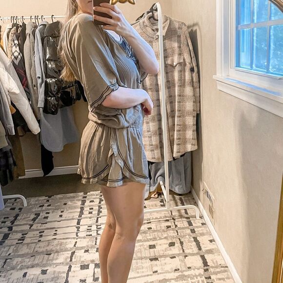 SALE! Poupette St Barth Romper Beach Cover-Up 2 - Picture 2 of 8